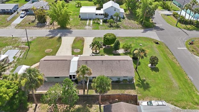 898 S BROADWAY, Englewood, FL 34223
