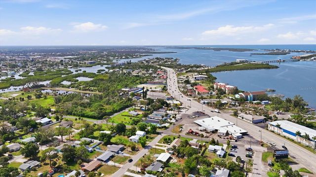898 S BROADWAY, Englewood, FL 34223