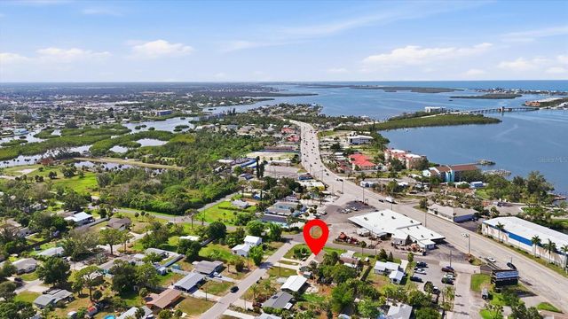 898 S BROADWAY, Englewood, FL 34223