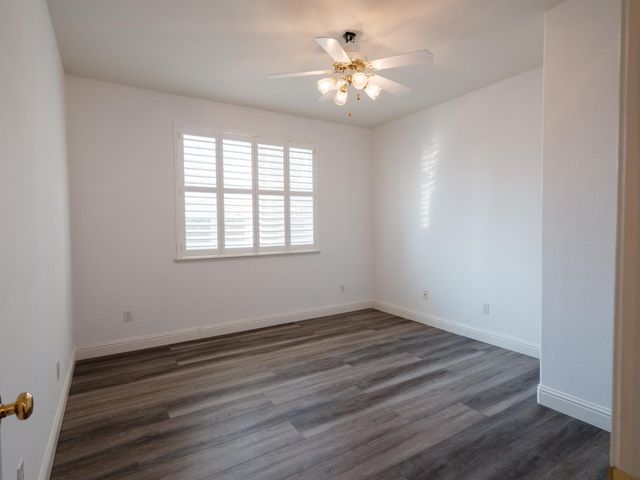 10208 Jenny Lynn Way, Elk Grove, CA 95757