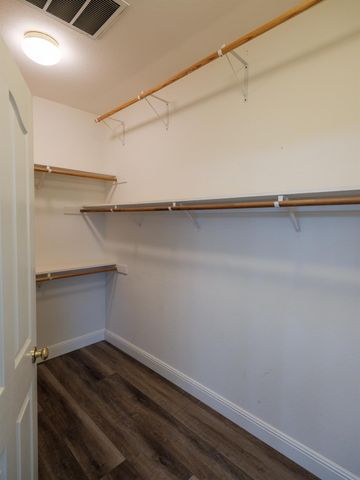 10208 Jenny Lynn Way, Elk Grove, CA 95757