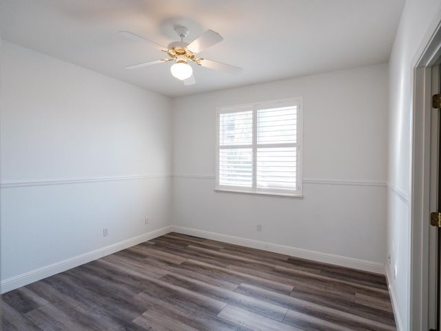 10208 Jenny Lynn Way, Elk Grove, CA 95757