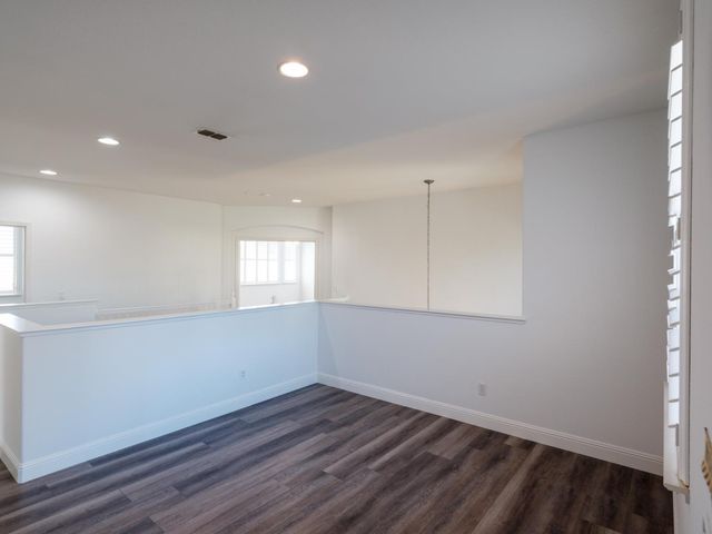 10208 Jenny Lynn Way, Elk Grove, CA 95757