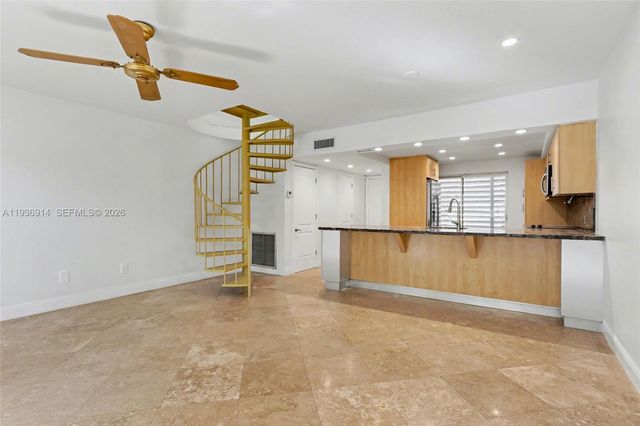 523 NE 38th Street 6, Miami, FL 33137