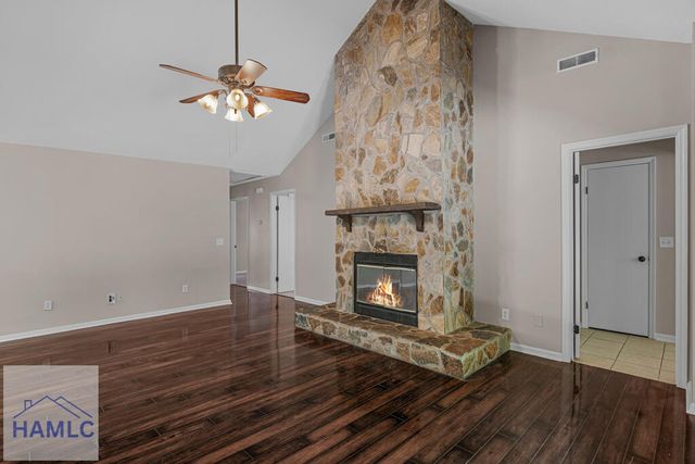 514 Elm Street, Hinesville, GA 31313