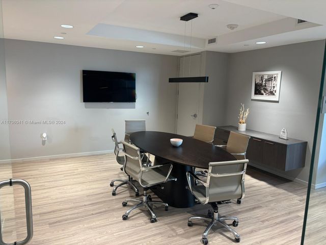 14 NE 1st Ave 700D, Miami, FL 33132