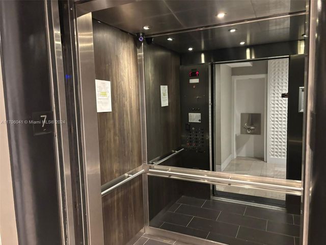 14 NE 1st Ave 700D, Miami, FL 33132