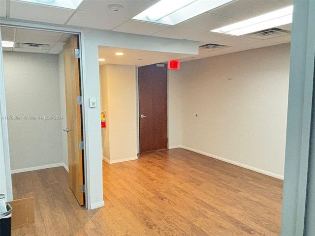 14 NE 1st Ave 700D, Miami, FL 33132