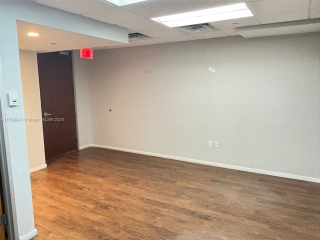 14 NE 1st Ave 700D, Miami, FL 33132