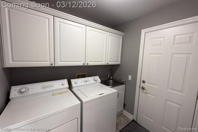 39472 Village Run Drive, Northville, MI 48168