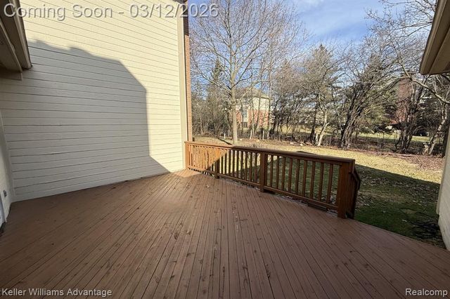 39472 Village Run Drive, Northville, MI 48168