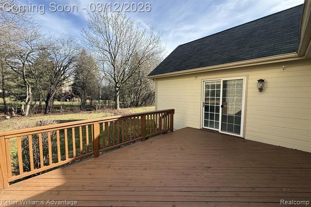 39472 Village Run Drive, Northville, MI 48168