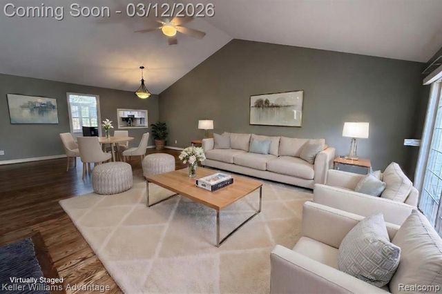 39472 Village Run Drive, Northville, MI 48168