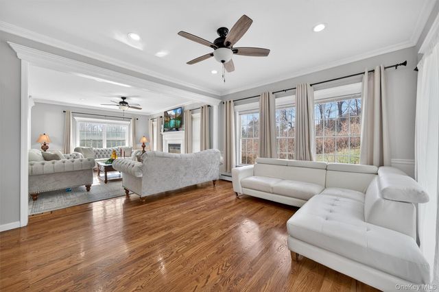 225 Kings Highway, Warwick, NY 10990