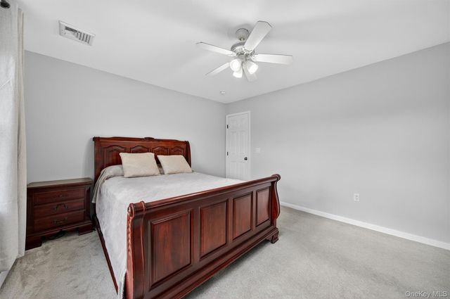 225 Kings Highway, Warwick, NY 10990