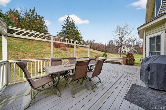 225 Kings Highway, Warwick, NY 10990