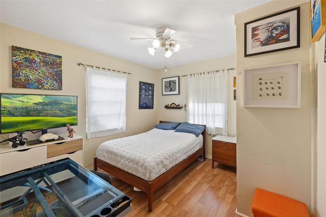 3310 SW 21st St, Miami, FL 33145