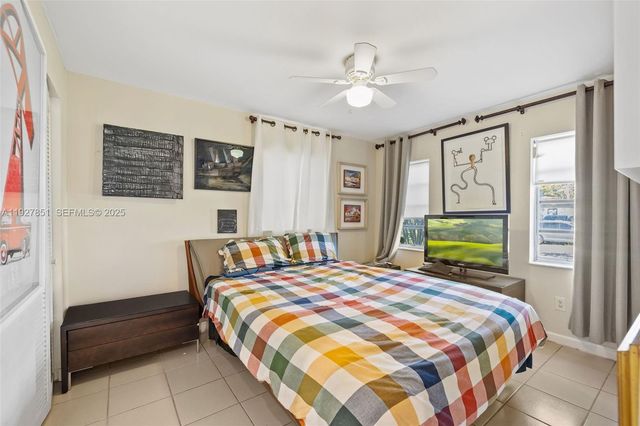 3310 SW 21st St, Miami, FL 33145