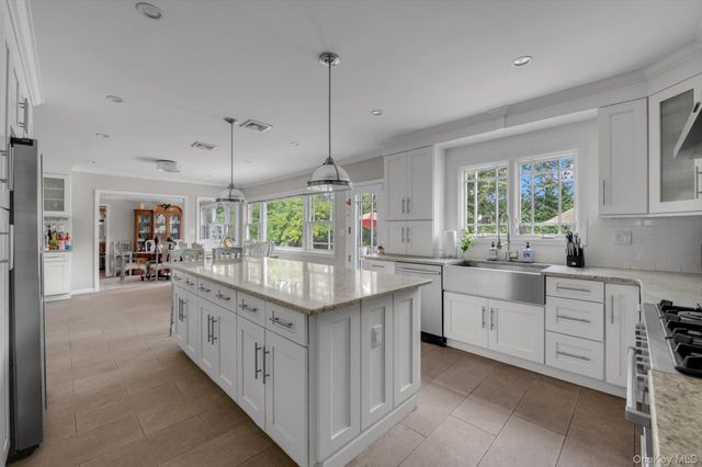 1361 Boxwood Drive E, Hewlett Harbor, NY 11557