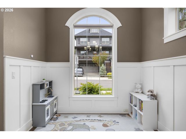 15820 Nw LINDER St, Portland, OR 97229