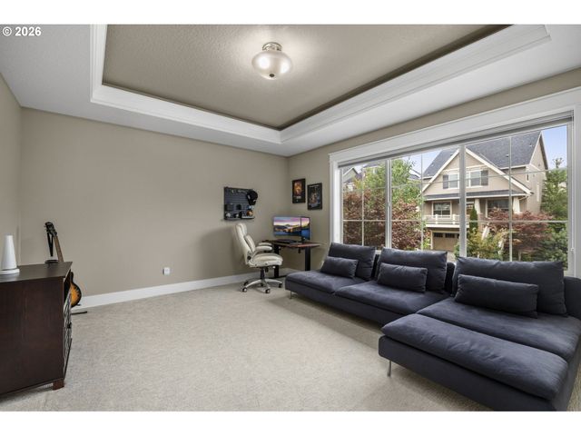 15820 Nw LINDER St, Portland, OR 97229