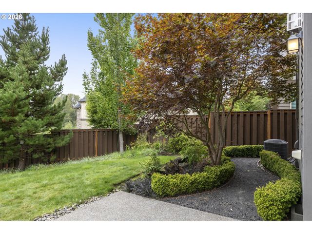 15820 Nw LINDER St, Portland, OR 97229