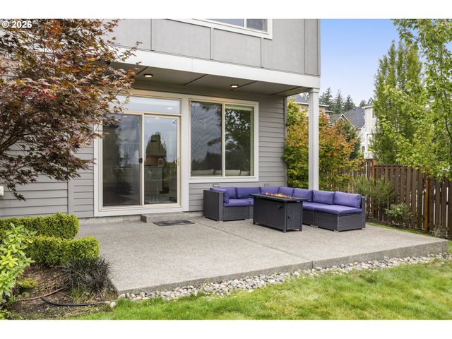 15820 Nw LINDER St, Portland, OR 97229