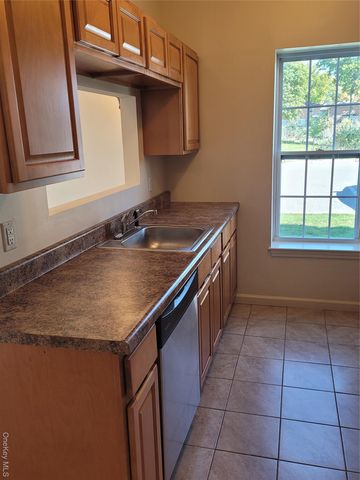 296 Ruth Court, Middletown, NY 10940