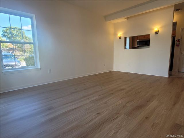 296 Ruth Court, Middletown, NY 10940