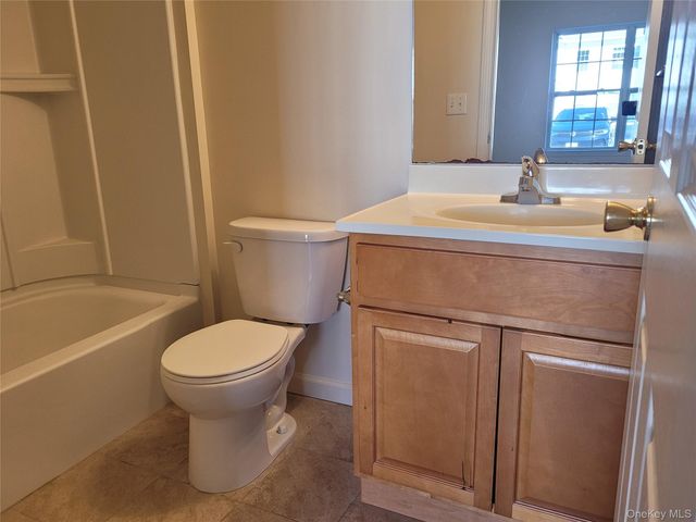 296 Ruth Court, Middletown, NY 10940