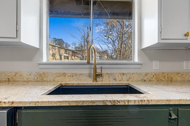 731 Belle Vista Ave, Chattanooga, TN 37411