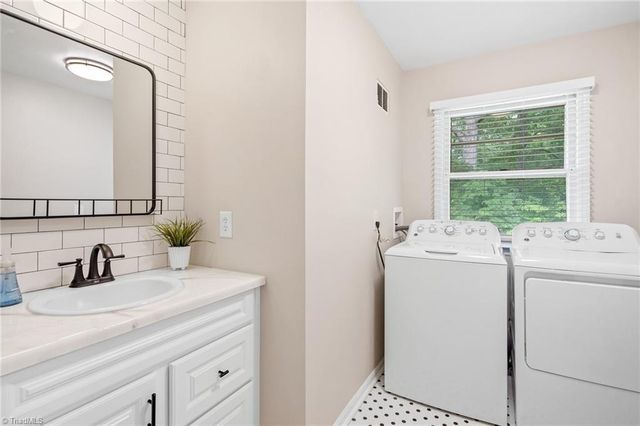 205 buchanan church Road, Greensboro, NC 27405