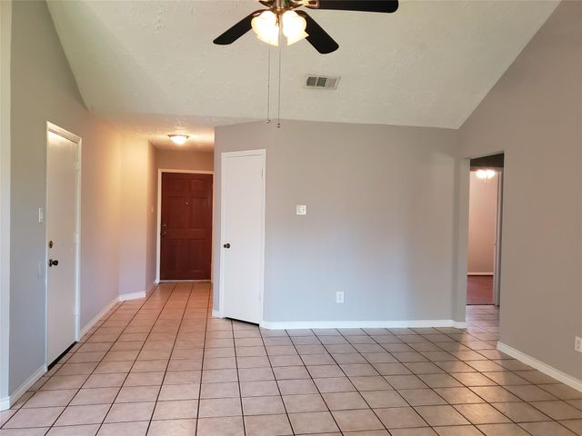 16315 Thistleglen Lane, Houston, TX 77095