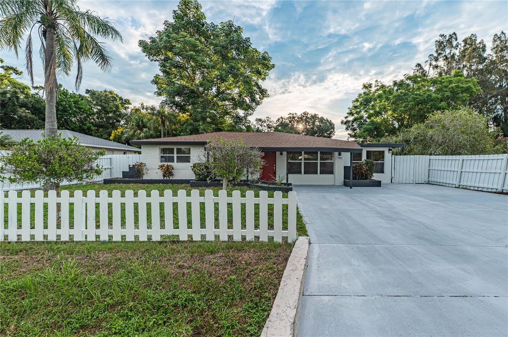 3409 COREY ROAD, Sarasota, FL 34232