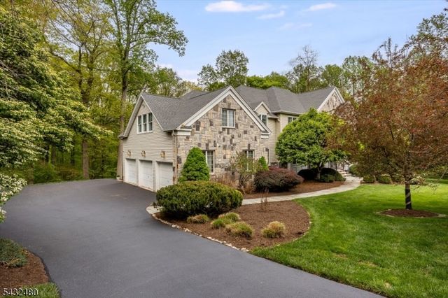 9 Edgewood Ter, Randolph Twp., NJ 07869