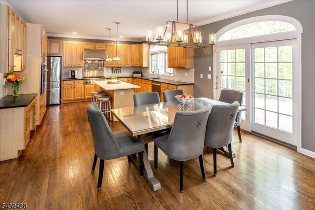 9 Edgewood Ter, Randolph Twp., NJ 07869