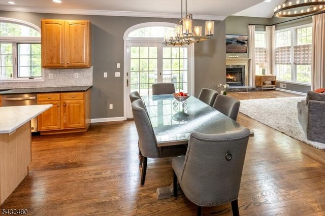9 Edgewood Ter, Randolph Twp., NJ 07869