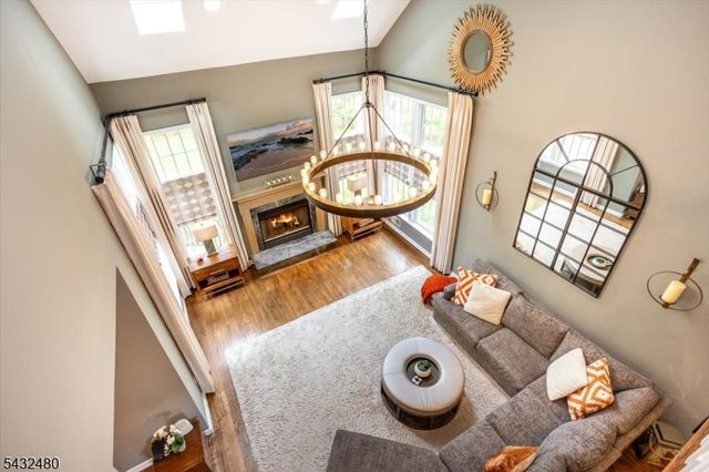 9 Edgewood Ter, Randolph Twp., NJ 07869