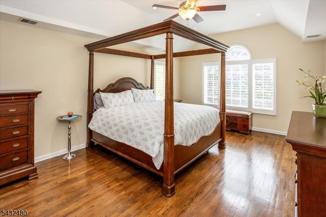 9 Edgewood Ter, Randolph Twp., NJ 07869