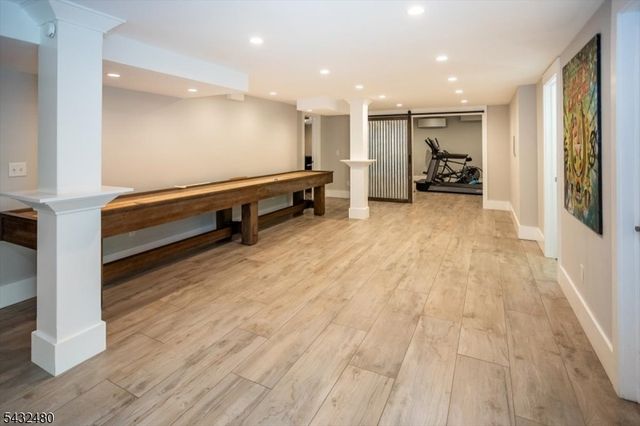 9 Edgewood Ter, Randolph Twp., NJ 07869