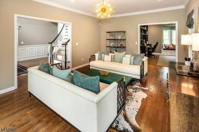 9 Edgewood Ter, Randolph Twp., NJ 07869