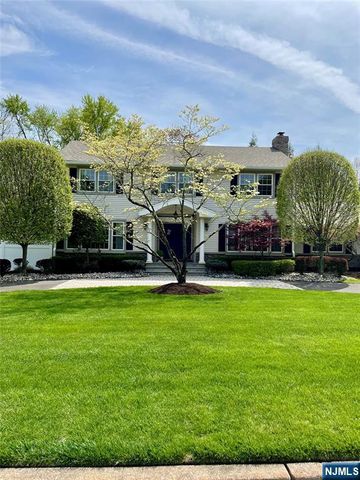 7 Windsor Place, Old Tappan, NJ 07675