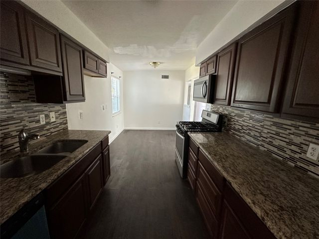 4612 Emerson Street, Fort Worth, TX 76119