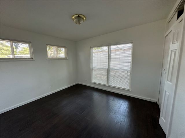 4612 Emerson Street, Fort Worth, TX 76119