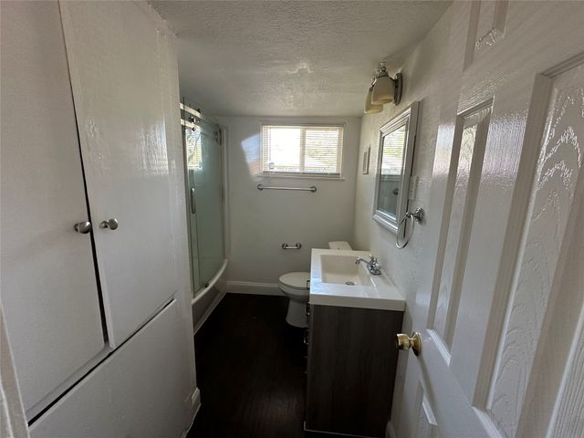 4612 Emerson Street, Fort Worth, TX 76119