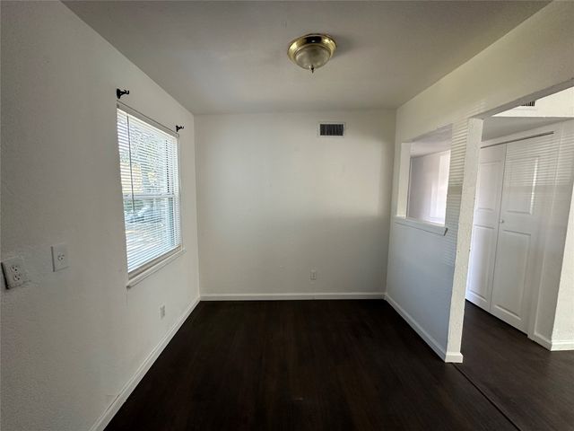 4612 Emerson Street, Fort Worth, TX 76119