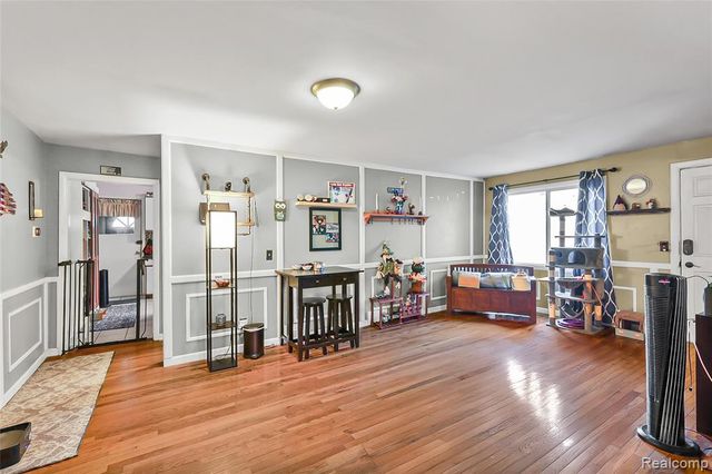 12115 Canal Road, Sterling Heights, MI 48313