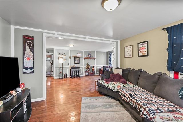 12115 Canal Road, Sterling Heights, MI 48313