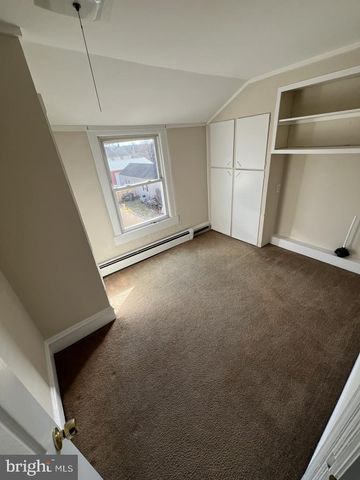 429 S 9TH ST, Perkasie, PA 18944