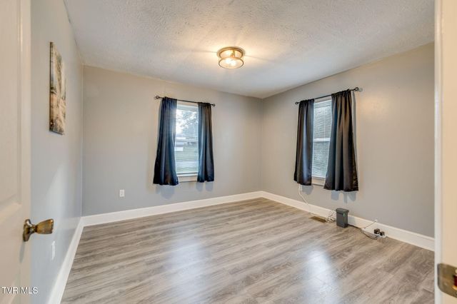 325 Cannon Street, Kingsport, TN 37664